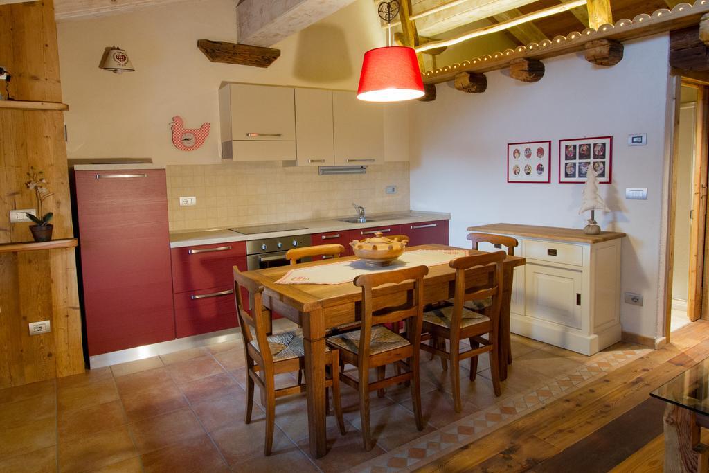 Maison Peroulaz Charvensod Zimmer foto