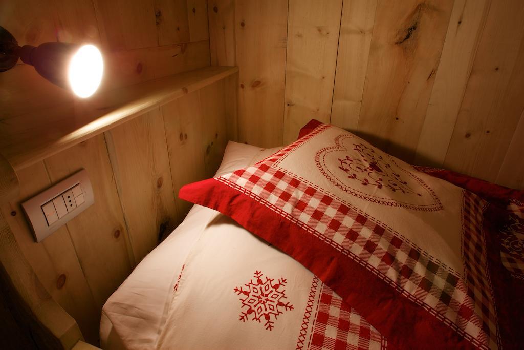 Maison Peroulaz Charvensod Zimmer foto