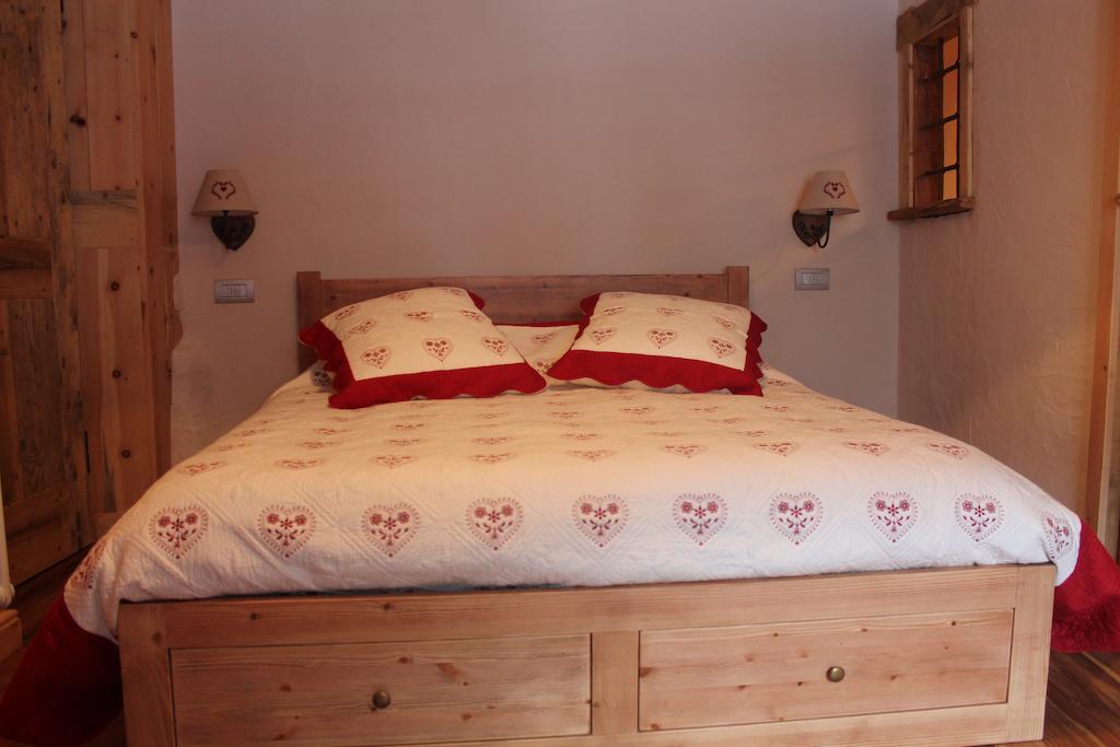 Maison Peroulaz Charvensod Zimmer foto