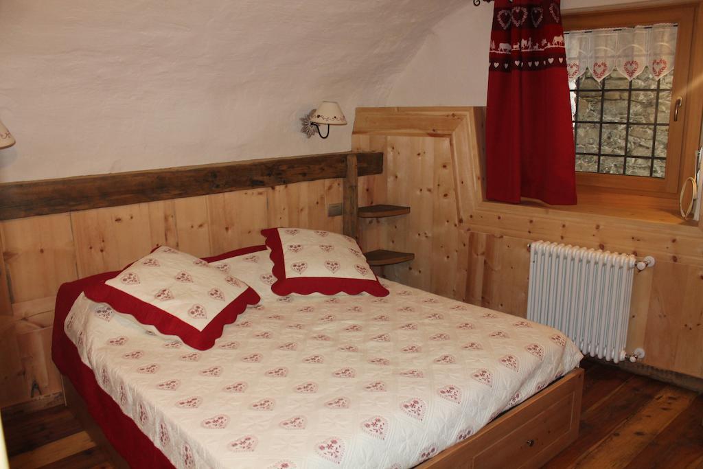 Maison Peroulaz Charvensod Zimmer foto